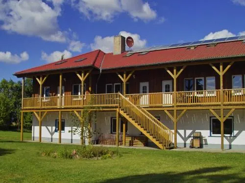 Geräumige Ferienwohnung in Boddin mit Garten in Boddin, Deutschland