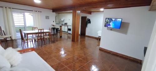 Casa Mosconi Barrio Independenecia para 5 personas