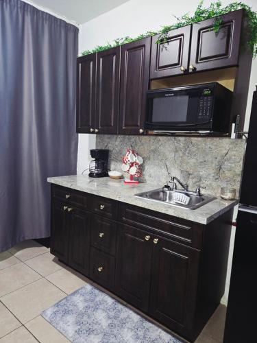Miami Mini Escape 5 minutes from the airport in هياليه