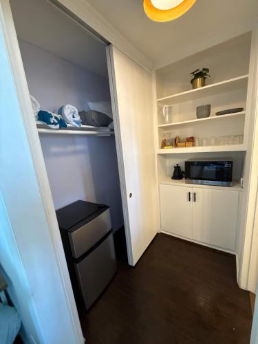 Ocean View Studio Manhattan Beach