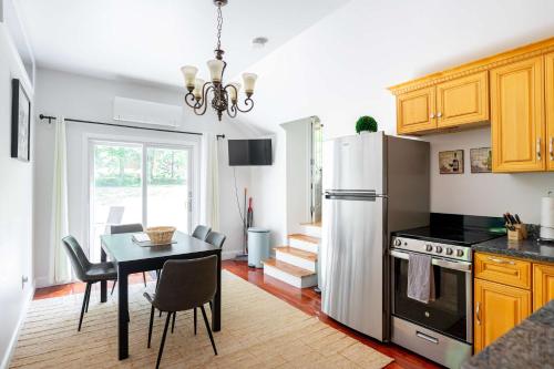 Spacious Two Bedroom Apartment in Wayland, USA