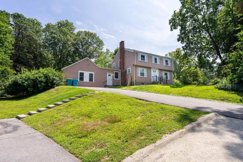 Spacious Two Bedroom Apartment in ناتيك