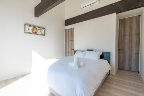 KIBEJE Hakuba by JAMSZ ROYALE