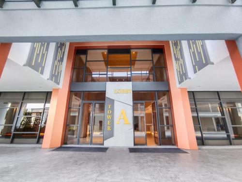 K Avenue by SueStaycation in Lintas Jaya