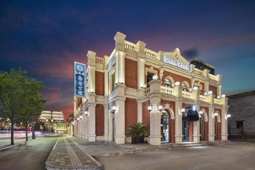Exterior view of Floral Lux Hotel No7 Mansion Lodge