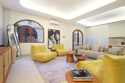 LuXXE 6bed Canggu Villa Vibes for Cool Jet Setters - image 5