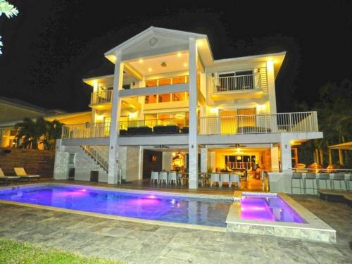 Villa Estelle – khách sạn tại North Miami
