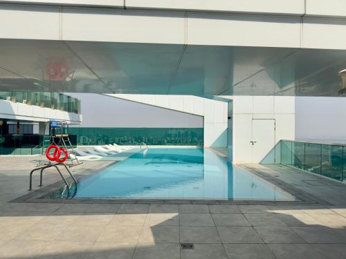 Luxury 2 BR Spectacular Downtown and Sea View next to metro, Dubai (foto 6)