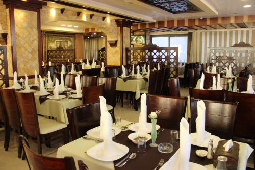 Restaurant, Royal Suites in Nablus