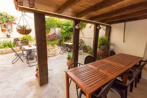 Dārzs, Casa Rural "La Bardena Blanca I " in Arguedas