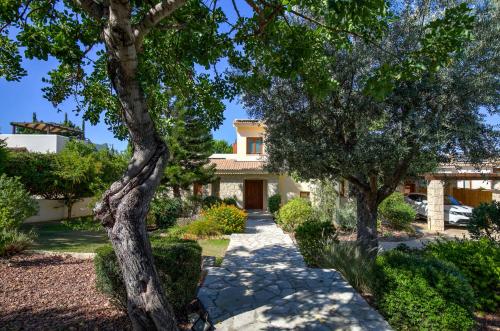 المنظر الخارجي, Beautiful Villa Pera with private pool and lovely gardens, Aphrodite Hills in كوكليا
