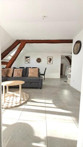 L'Échappée Champêtre, F4 proche fontainebleau (L'Echappee Champetre, F4 proche fontainebleau) in Le Chatelet-en-Brie