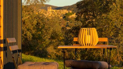 Olivo Nomade X by Tiny Away in Castelnuovo di Farfa