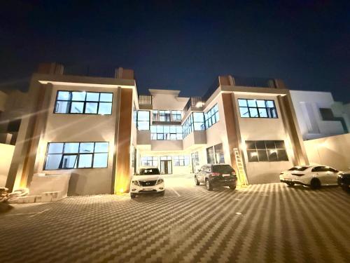 مدينه الرياض ابو ظبي in Al-Wathba North