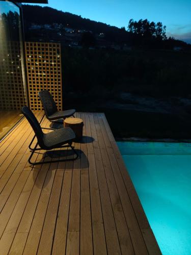 Lemon Grove Bungalow with Private Pool - Oporto Lemon Farm, near Porto in วาลเปเดร