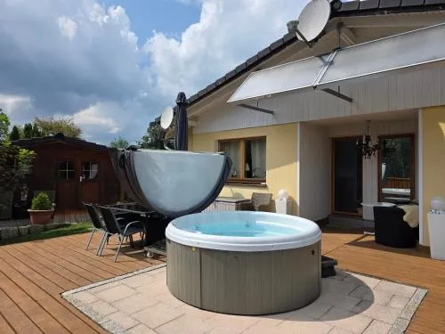 Ferienhaus Sonnenhuesli mit Sauna und Whirlpool auch Hunde sind herzlich willkommen in Lenzkirch, Deutschland