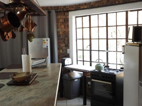 Dotări, Elephant Memories in Parcul naţional Kruger