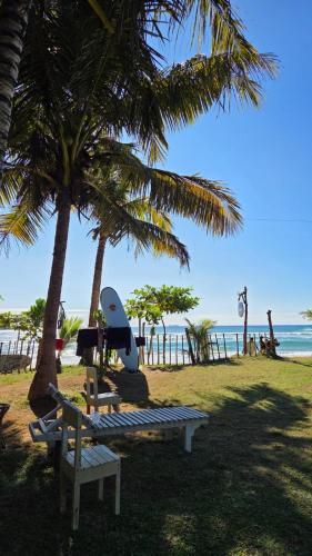 Calma Cafe - Surf Stay and Yoga - image 2