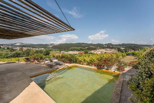 สภาพแวดล้อมโดยรอบ, Romantic Lemon Grove Cottage with Private Pool - Oporto Lemon Farm, near Porto in วาลเปเดร