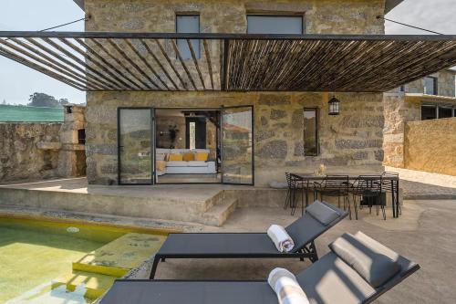 ทัศนียภาพภายนอกโรงแรม, Romantic Lemon Grove Cottage with Private Pool - Oporto Lemon Farm, near Porto in วาลเปเดร