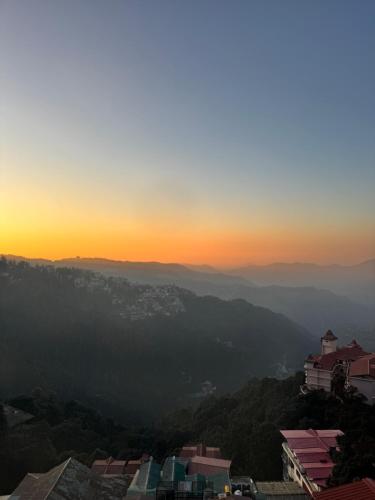 View, GS Cottage walkable distance to Mall Road in Shimla