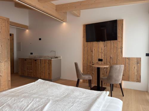 2 twin beds