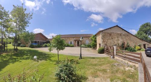 Viesnīcas āriene, Refuge Champêtre - Piscine intérieure - Détente (Refuge Champetre - Piscine interieure - Detente) in Gavaudun