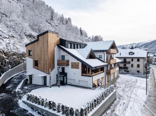 El Giof Alpine Home 4