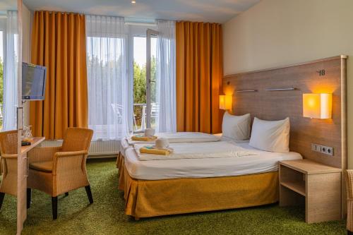 1 queen bed