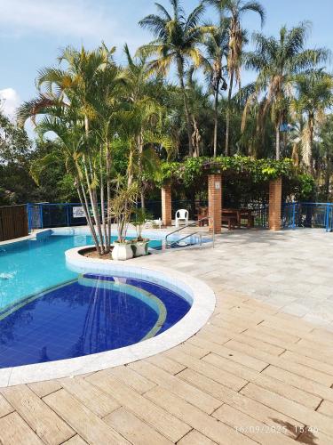casa10 pessoas temporada caldas nova com 3 quartos Condominio Village muito area verde,piscinas, sau in Estância Chácara Itapema