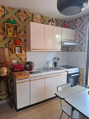 Maisonnette Retro Loc in Breville Les Monts
