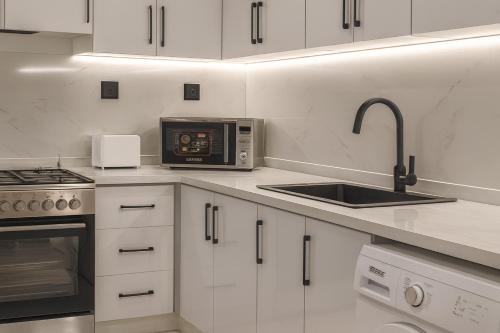 City Stay Dubai South - Serviced Apartments - image 2