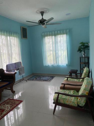 ANA HOMESTAY FULL HOUSE in Hulu Langat