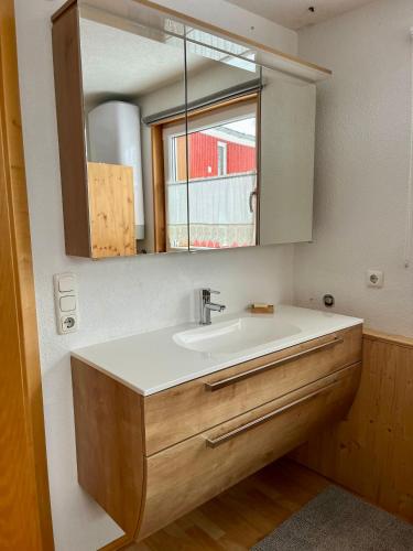 Fürdőszoba, Ferienwohnung Fink in Langenegg