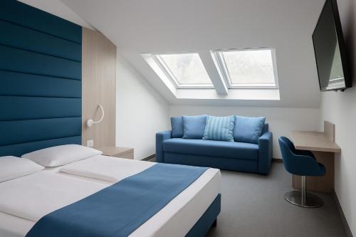 1 queen bed