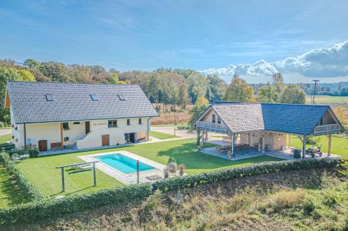 Viesnīcas āriene, Vila Trate with Shared Pool and Garden in Krizevci pri Ljutomeru