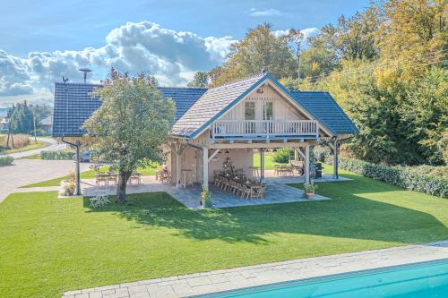 Viesnīcas āriene, Vila Trate with Shared Pool and Garden in Krizevci pri Ljutomeru
