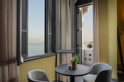grey l studio apartments Corniche Alexandria in Al-'Amriyah