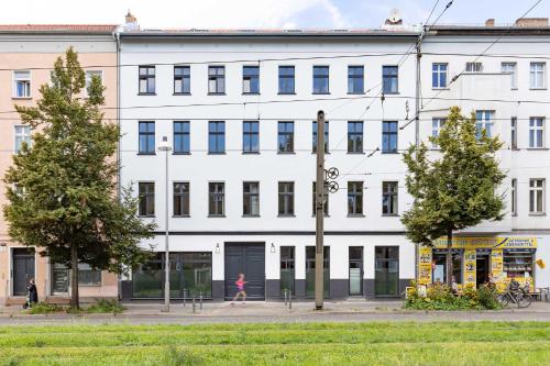 Urban Loft Duplex -60sqm- near Antonplatz, Berlin