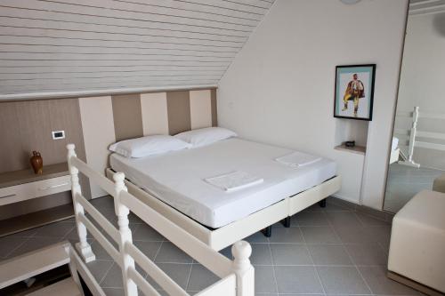 Cassetta by the sea in Pisak