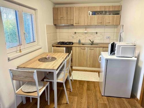 Ubytování Koliba pod Stolovou (Ubytovani Koliba pod Stolovou) in 昆奇采波德翁德雷尼克姆