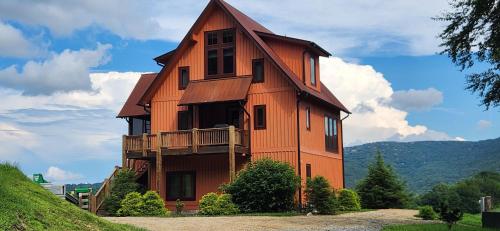 Mio Nido at Eagles Nest in Newland, USA
