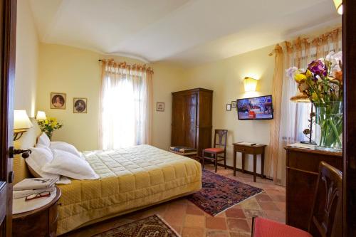 Relais Castello di Razzano Room Type - Family Room