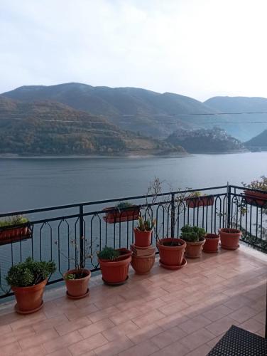 Il Piccolo Borgo sul Lago chambre d'hôte Varco Sabino