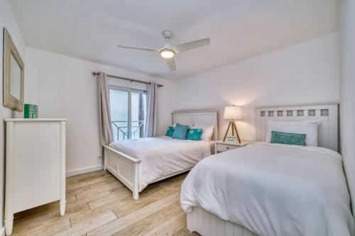 Beautiful Modern Condo on 7 Mile Beach - image 3