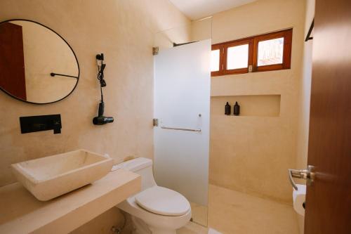 Bathroom, Quietud Hotel in San Francisco