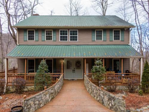 Peaceful Wood Haven at Mill Ridge - Boone, NC