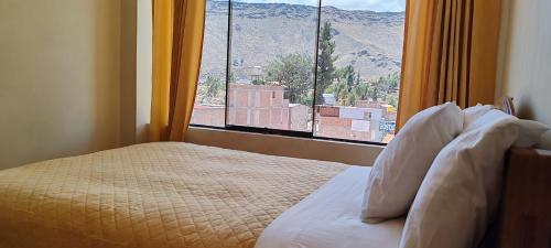 EL CAMINANTE DEL COLCA y QOLLA WASI RESTAURANT