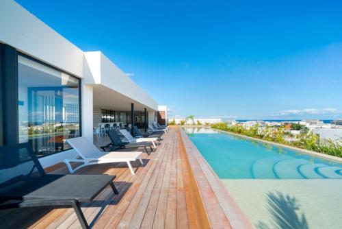 Luxury Studio Gym Co Work Rooftop Pool Beach