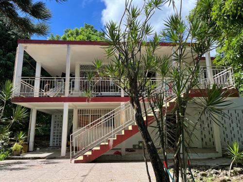 Exterior view, Haut de maison a Deshaies proche de Grande Anse in Deshaies